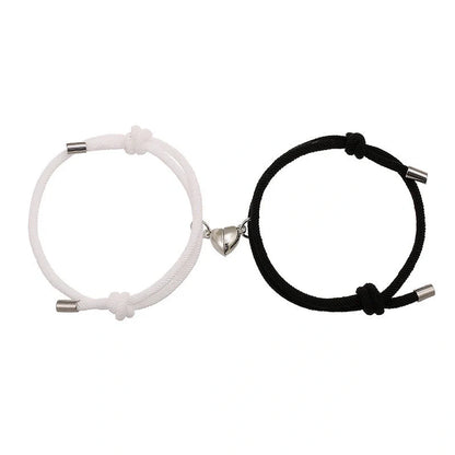 Adjustable nylon magnetic bracelet in various colors with a 3mm thick rope and magnetic closure