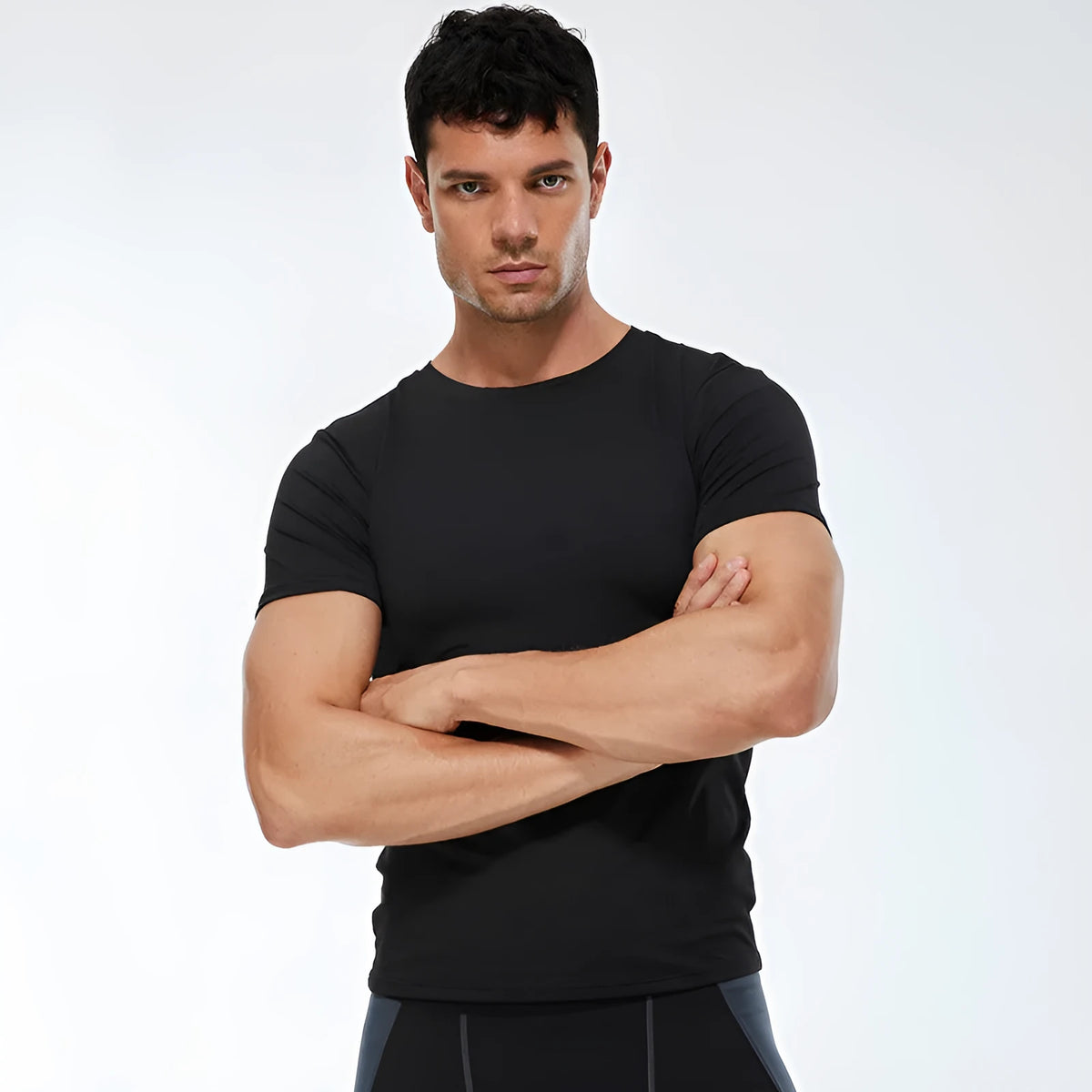 Men's solid colour short sleeve shirt in quick-drying polyester available in multiple sizes