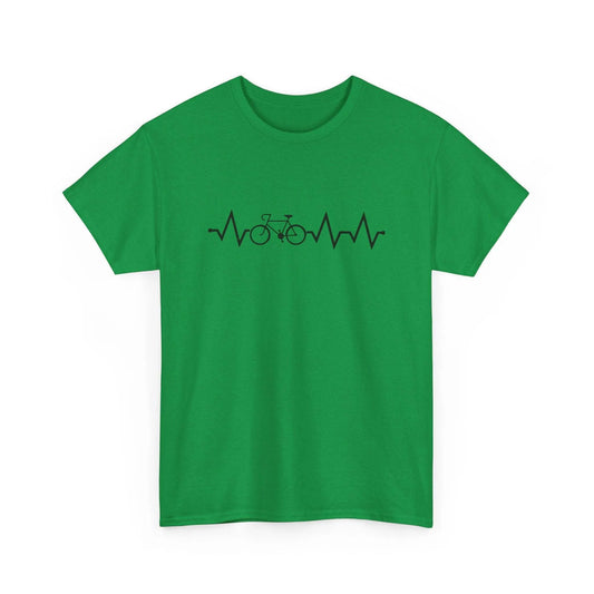 Green cotton short-sleeve top with printed letter pattern, showing regular sleeves and fresh style