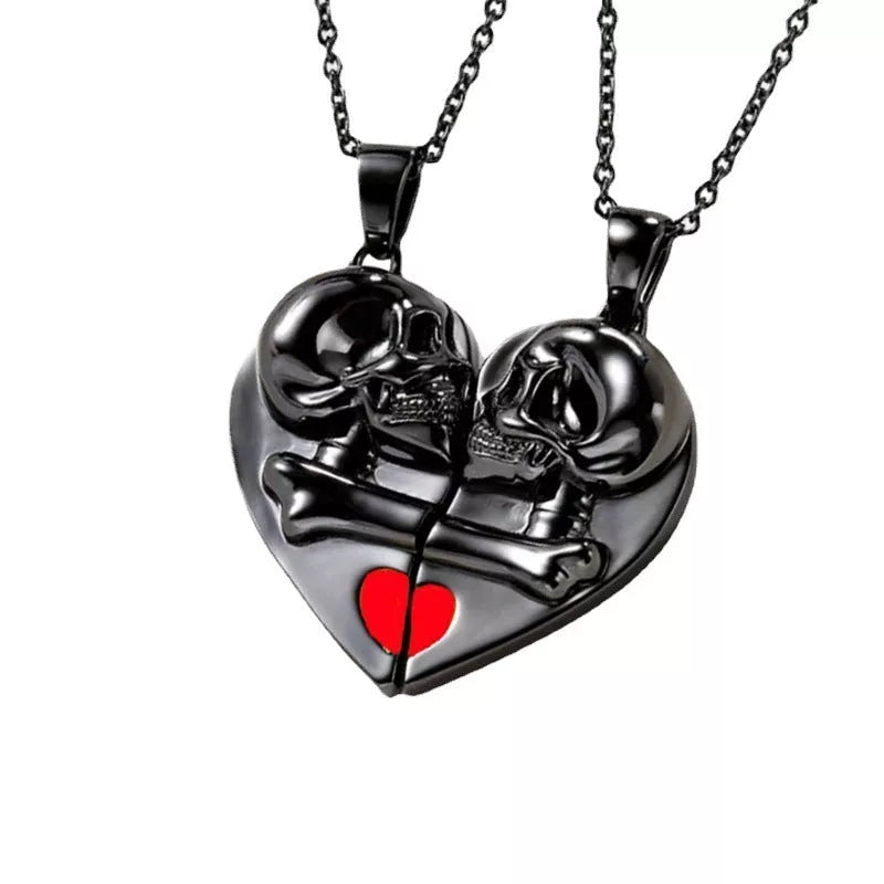 Punk Retro Skull Pendant Necklace with heart-shaped magnetic stitching in alloy