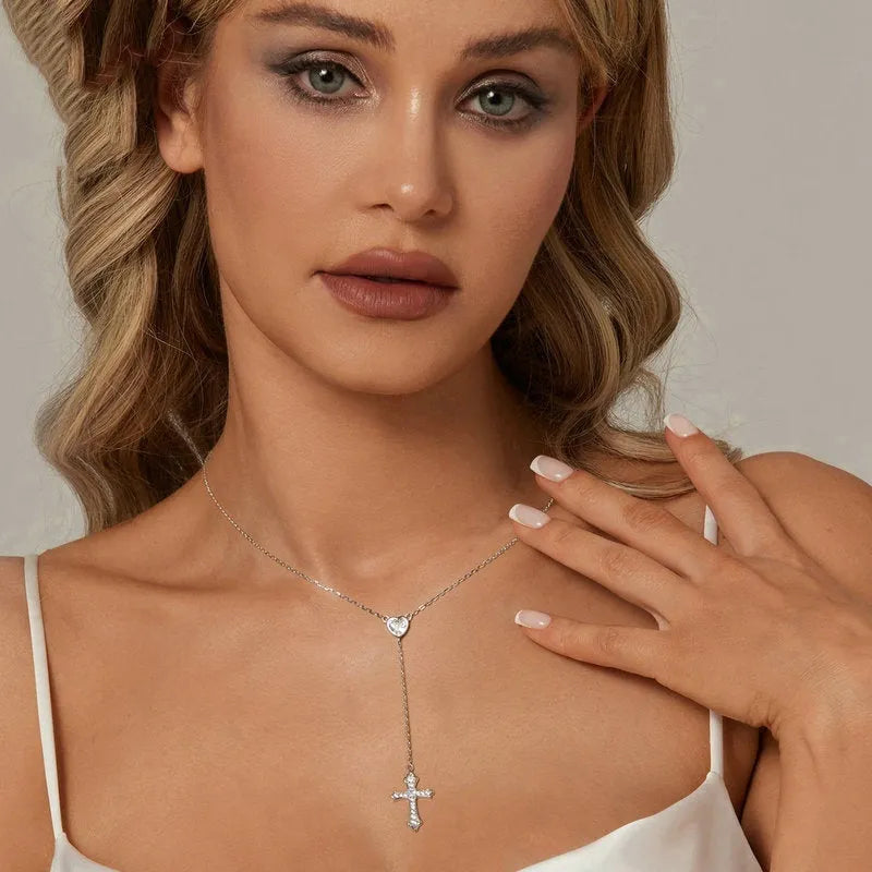Simple V-neck Love Cross Necklace crafted from 925 silver with an O-ring chain design, offering a lightweight and durable jewellery piece suitable for daily wear.