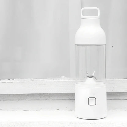 Portable mini juice cup with borosilicate glass liner showing 81x81x281mm dimensions and USB charging port