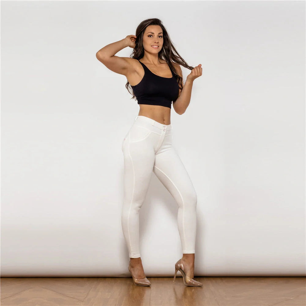 Shascullfites Melody Cotton Shaping Leggings in white, featuring booty lifting design