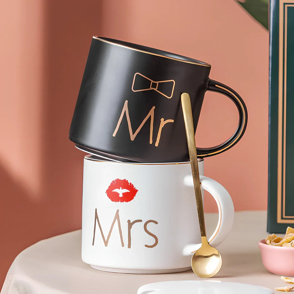 White ceramic mug with matte glaze and high-temperature decal design, matching lid, 450ml capacity