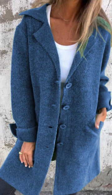 Stylish lapel cardigan with pockets in various colors, showcasing its modern design and premium materials