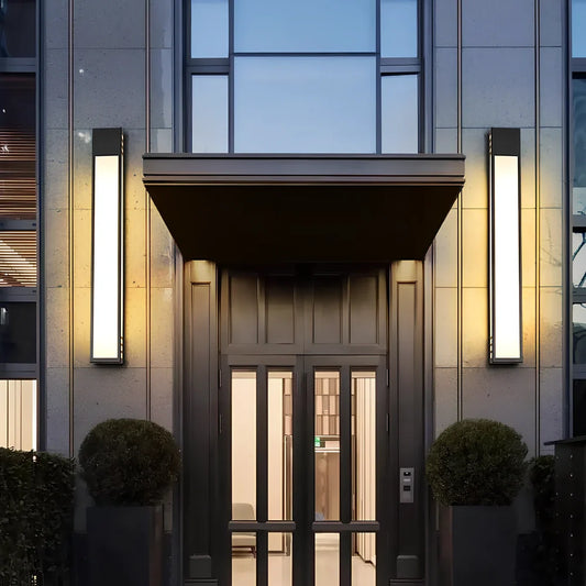 Stainless steel outdoor wall lamp with PMMA shade for garden lighting