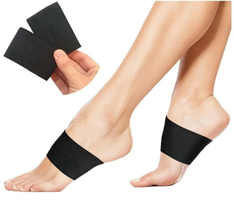 A pair of PU elastic arch support foot pads, shown in both heart style and ordinary plain style.