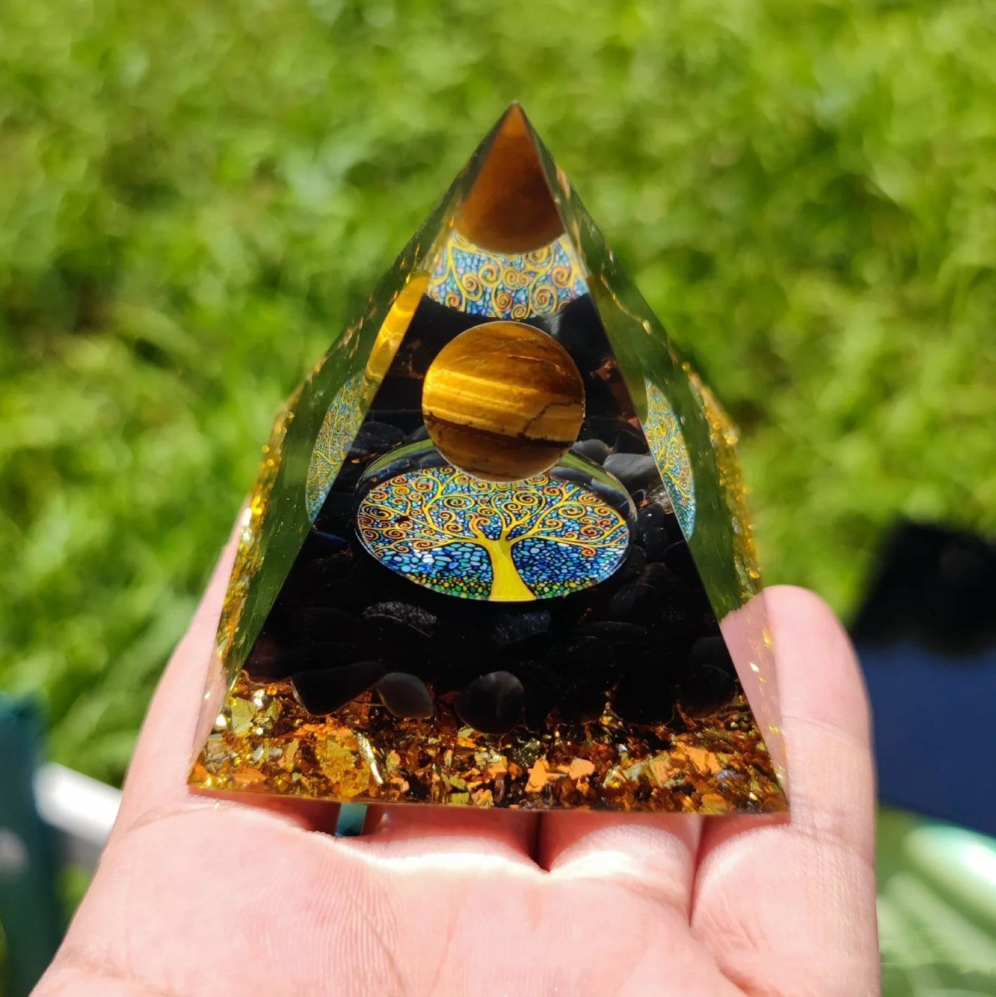 Crystal ball gravel pyramid resin artwork with 6cm diameter and 50mm base