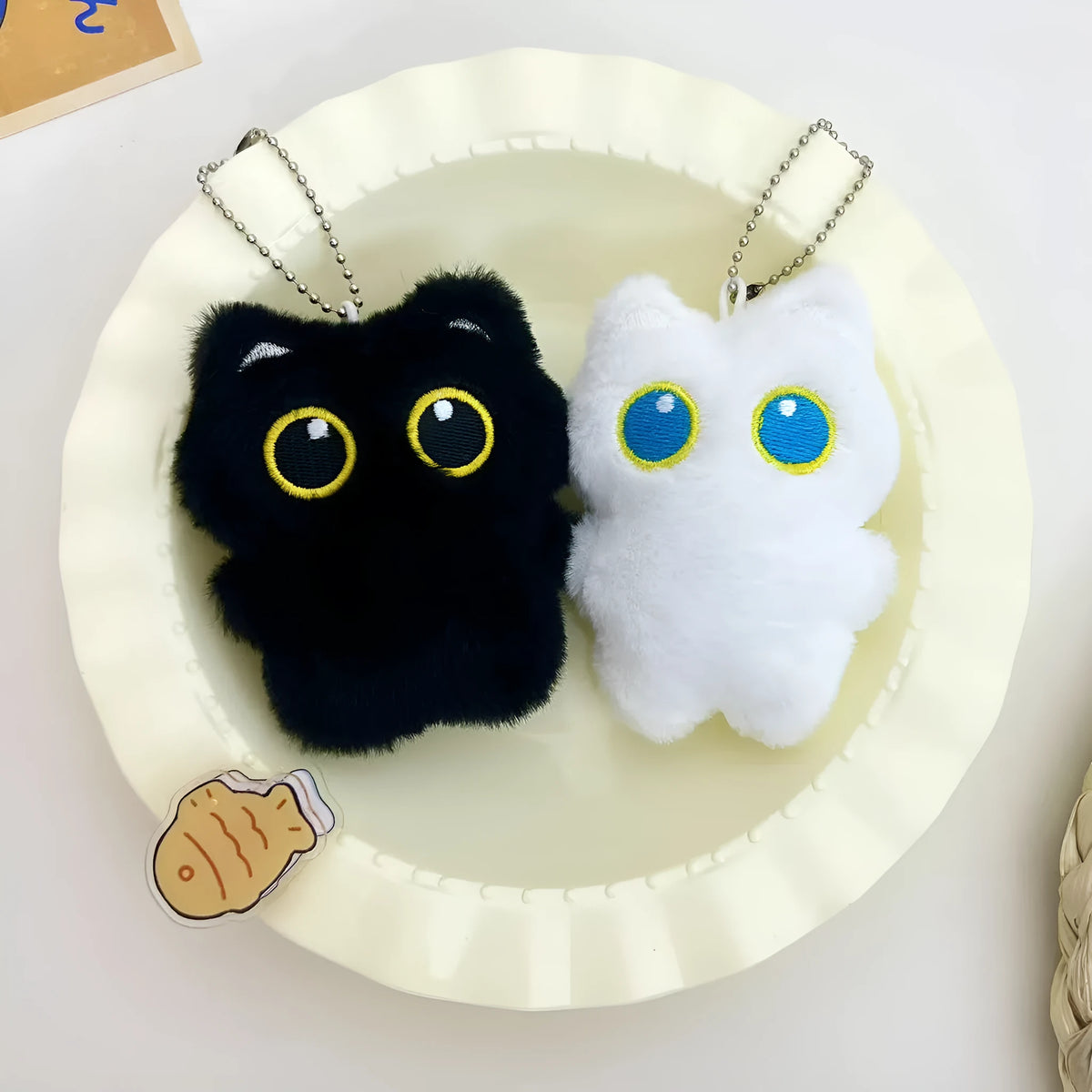 Cartoon big eye black cat plush doll key decoration with optional bead necklace