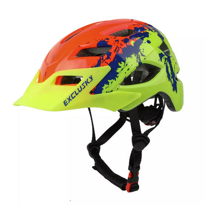 Children's bicycle and skateboard helmet in multiple colors, adjustable for a secure fit