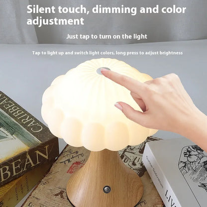 Mushroom-shaped touch lamp with USB charging port, 16cm diameter, in wood grain finish