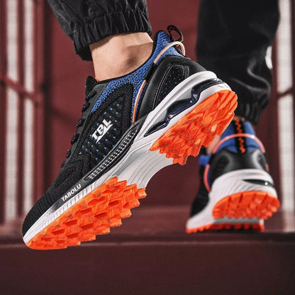 Junior high school track and field running shoes with non-slip rubber soles and breathable mesh panels