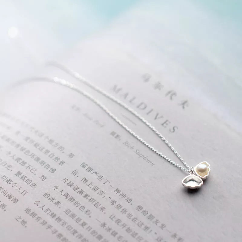 Personalized S925 silver shell necklace for women with delicate design