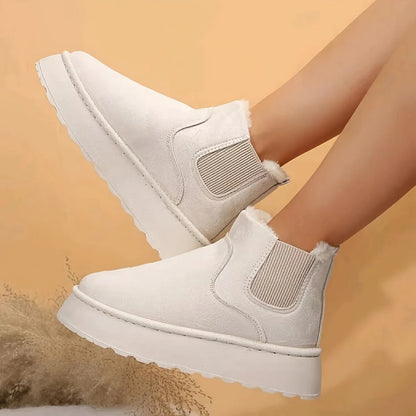 Women's cozy winter snow boots with plush lining in various colors