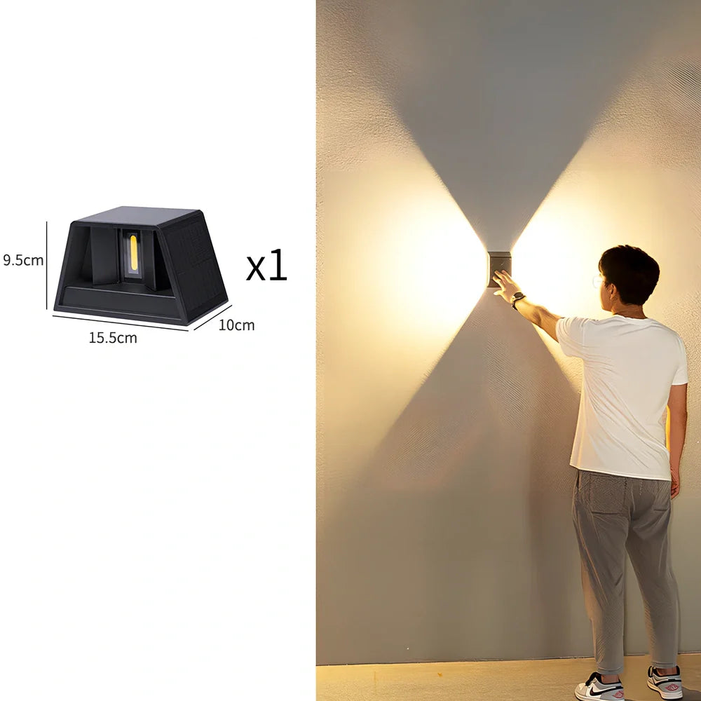 Solar outdoor corridor waterproof wall lamp in ABS with 2000mAh battery and IP66 rating for 6-12 hour LED lighting