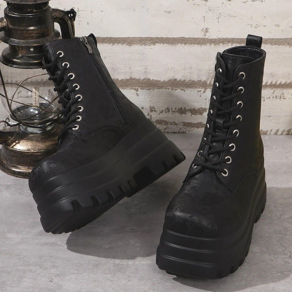 Women's black platform boots with chunky heel, round toe and side zipper