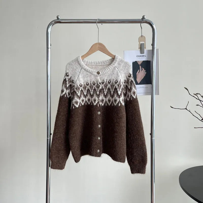 Women's contrast colour jacquard thickened sweater coat in loose fit with long sleeves, available in milky white, brown, or navy blue