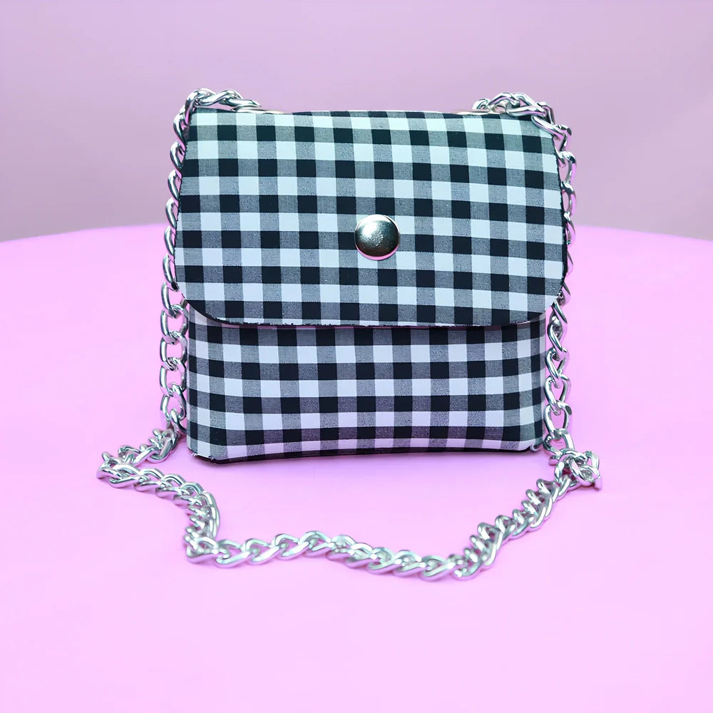 Green square lattice PU backpack for small pets, 35cm tall with mesh sides and adjustable straps