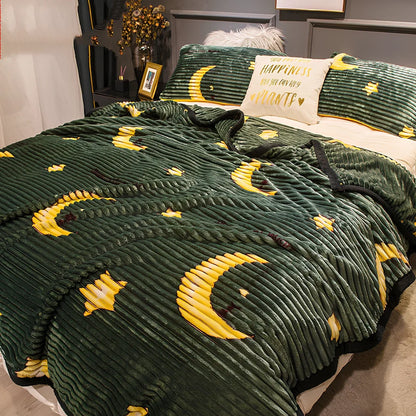 Thick coral fleece blanket in flannel-polyester, 210-220g/m², sizes 70x100cm to 200x230cm with prints like Back Bear for winter warmth