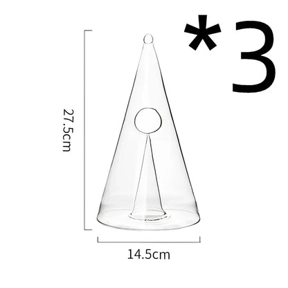 Korean-style clear glass waterfall decanter with 501-600ml capacity showing pouring stream