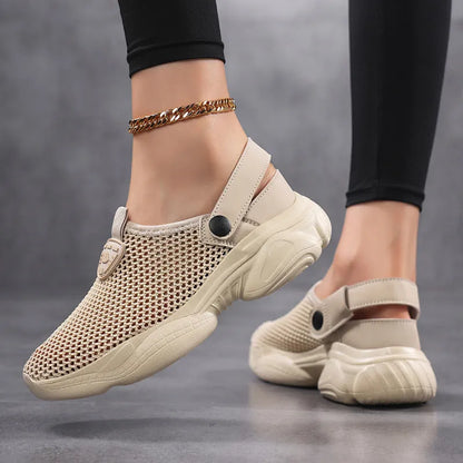 Women's lightweight Flyknit sports sandals in beige colour with round toe design