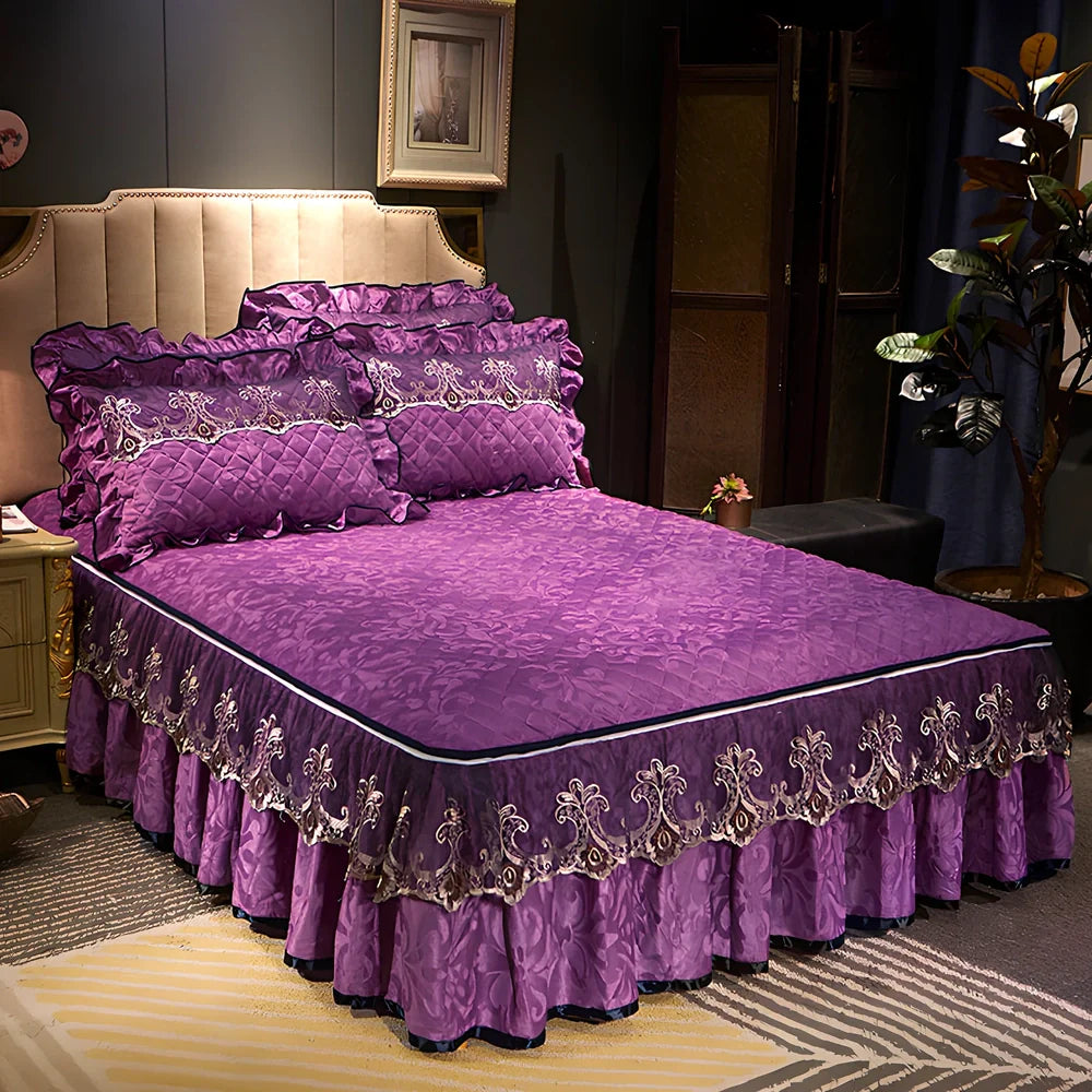 Camel detachable skirt-style non-slip bed cover, 150x200cm size, dustproof polyester with zip skirt and optional pillowcases