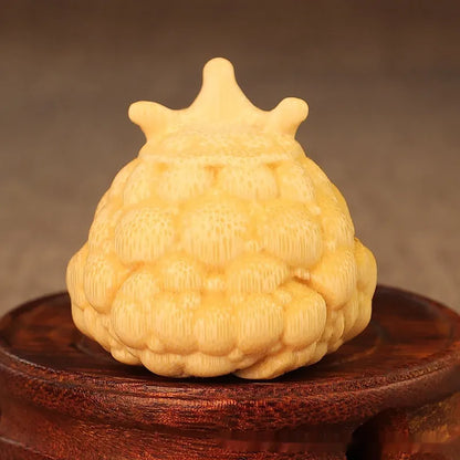 Solid bamboo carving ornament showing Crown Princess toad design with 5.0 live eye specification and hand-carved details