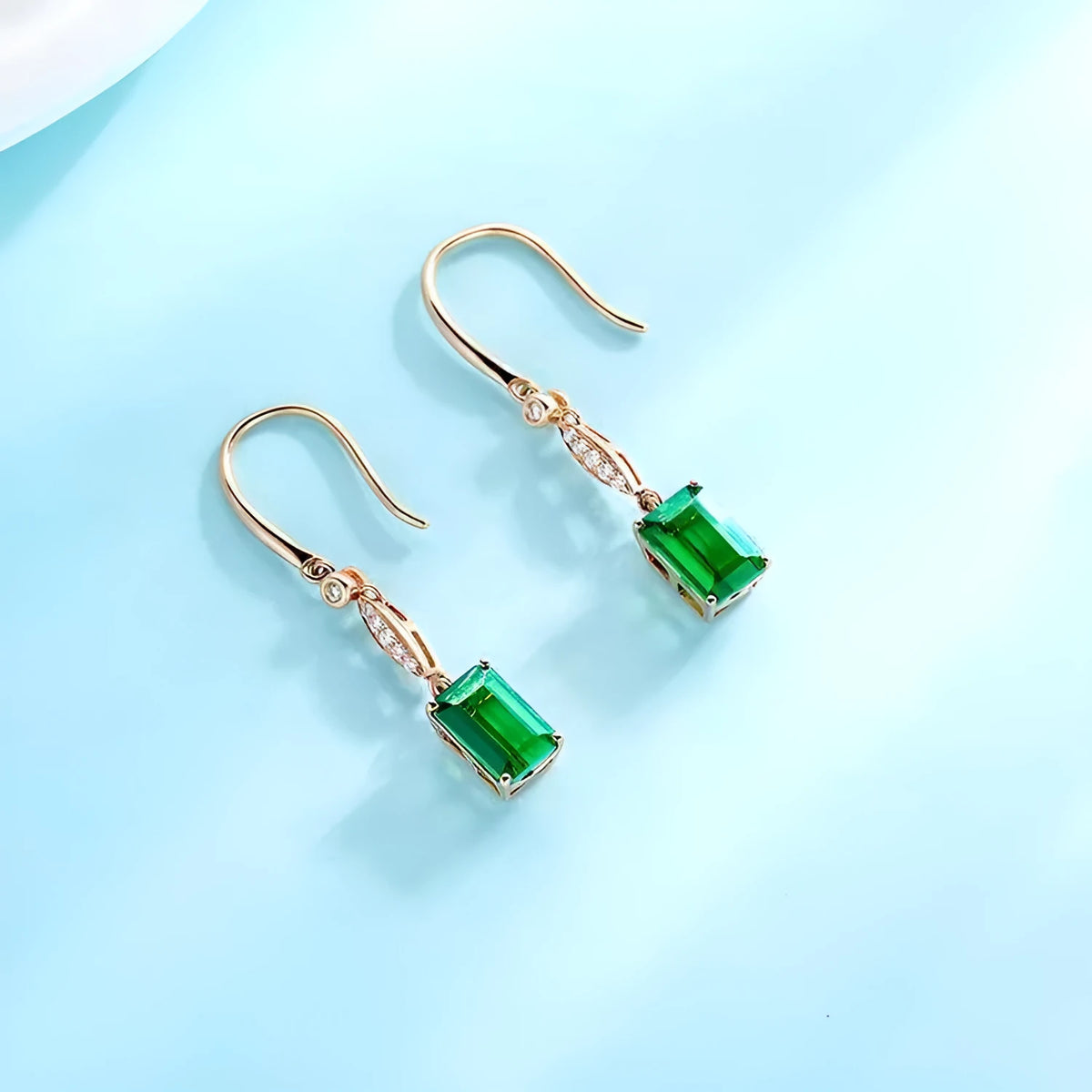 Pair of green tourmaline earrings for women with square geometric shape and copper setting