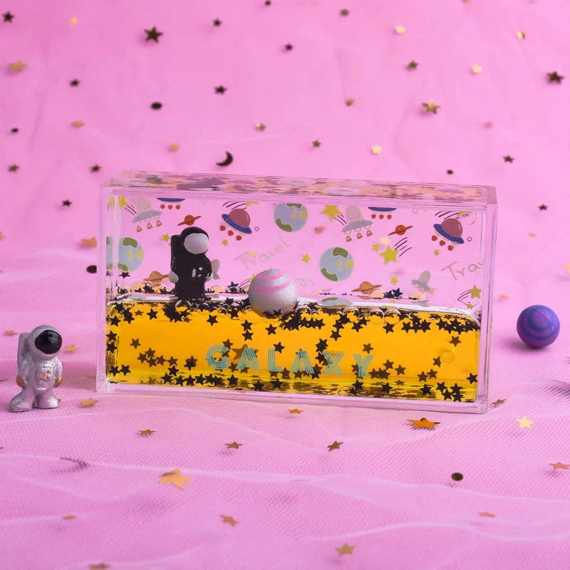 Creative liquid quicksand floating astronaut ornament for home decoration