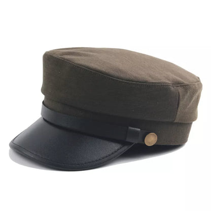 Navy blue casual peaked cap for men and women with flat brim and dome-shaped crown