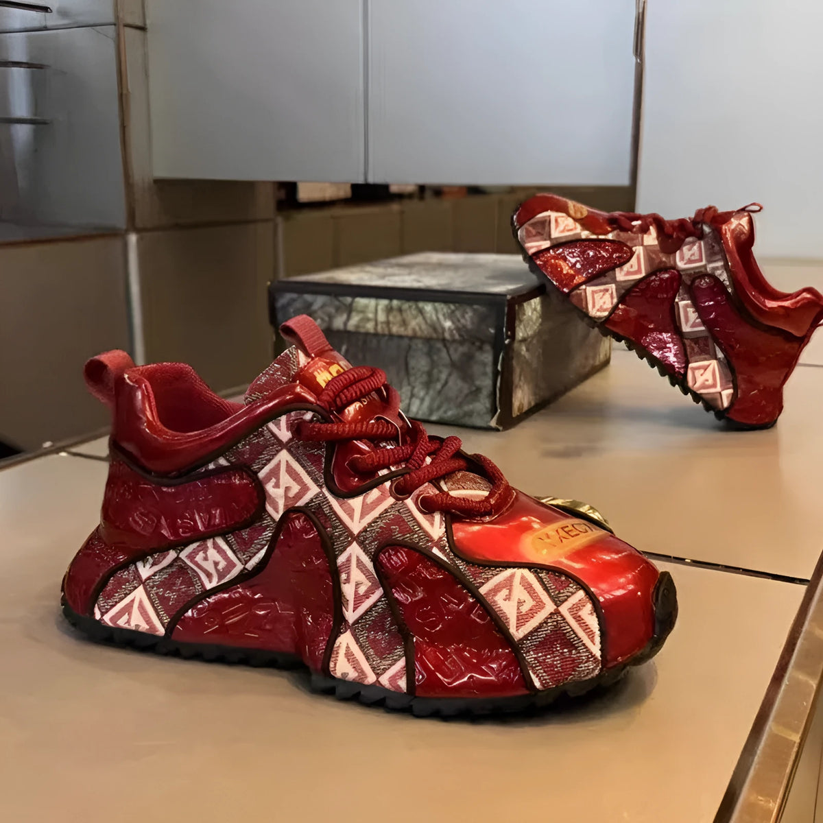 Men's embroidery stitch platform casual shoes in scarlet colour with round toe and lace-up front