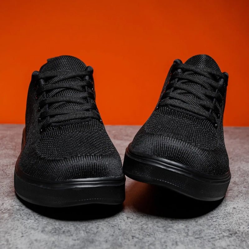Light White Casual Sports Shoes with EVA Thick Sole and Mesh Upper - Flat-Heel Round-Toe Unisex Lace-Up Sneakers in Black or White Sizes 35-41