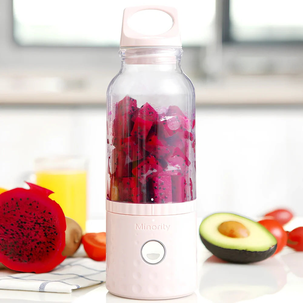 Blue portable blending cup with USB charging cable and 500ml capacity measurement