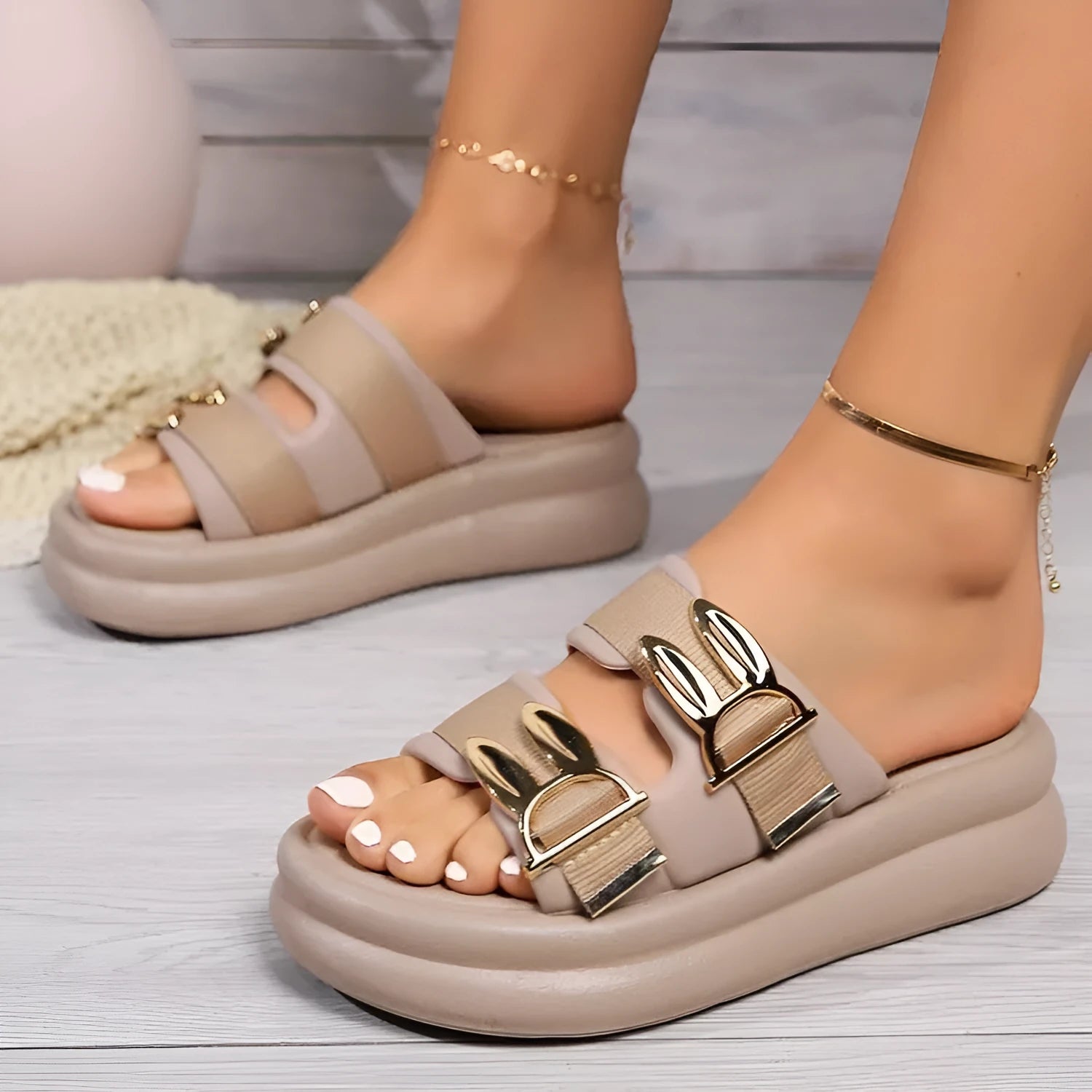 Women's thick-bottom slippers with suede uppers and rubber soles in apricot colour