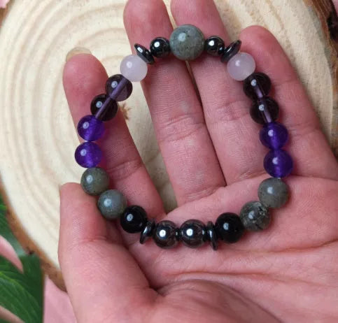 8mm gemstone beaded bracelet in green or purple, unisex design