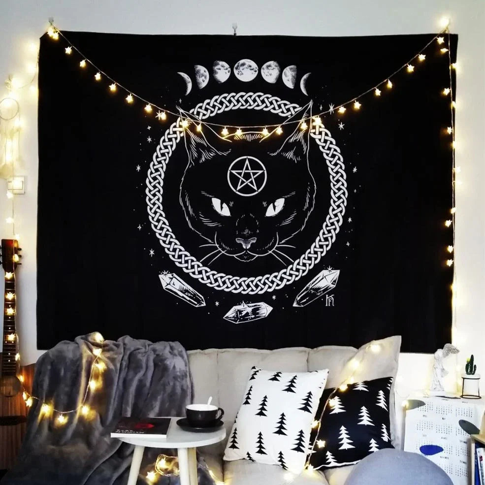 Rectangular skull tapestry with geometric pattern in Nordic style, machine-woven polyester construction