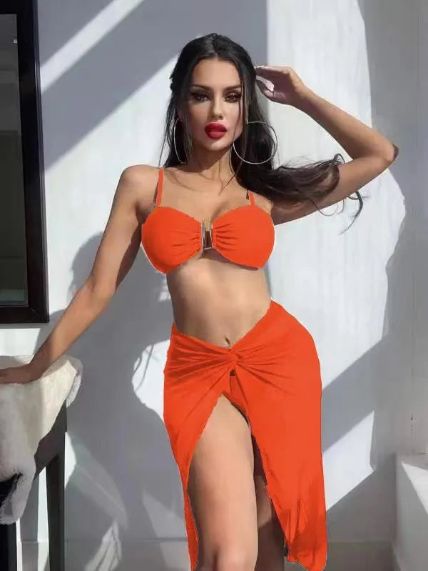 Three-piece bikini set with long culottes skirt in French style solid colour design