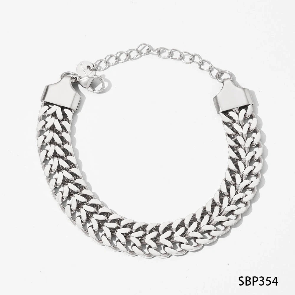 Elegant stainless steel electroplated women's bracelet with a simple design