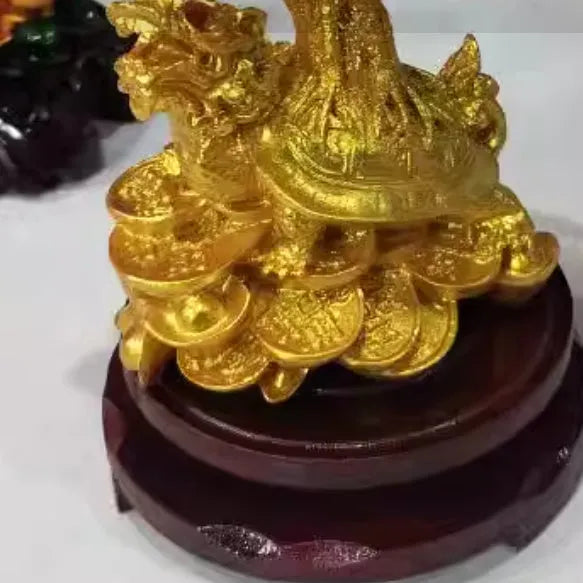 Citrine-coloured resin turtle money tree Feng Shui ornament measuring 18cm tall with detailed animal modelling