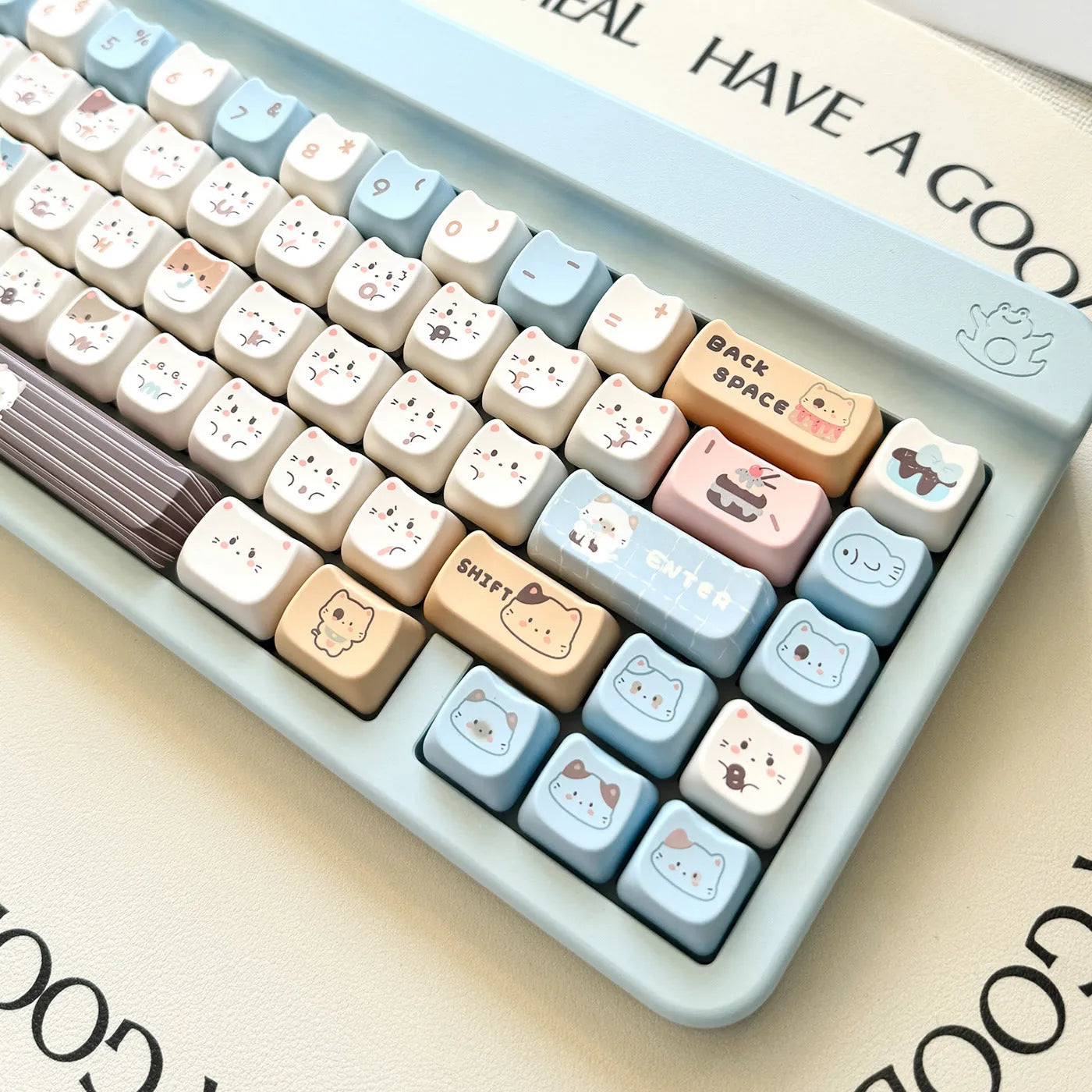 Sea Salt Cat PBT keycap set with sublimation printing showing 26 keys including 7u spacebar supplement