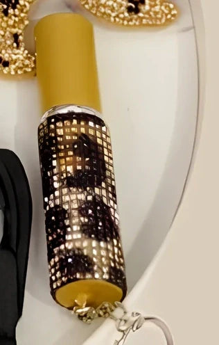 100ml transparent glass perfume bottle with silver spray mechanism and screw cap for fragrance preservation