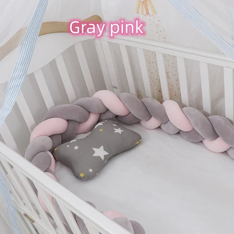 Adaptable baby crib bumper in spandex crystal velvet for safety and style