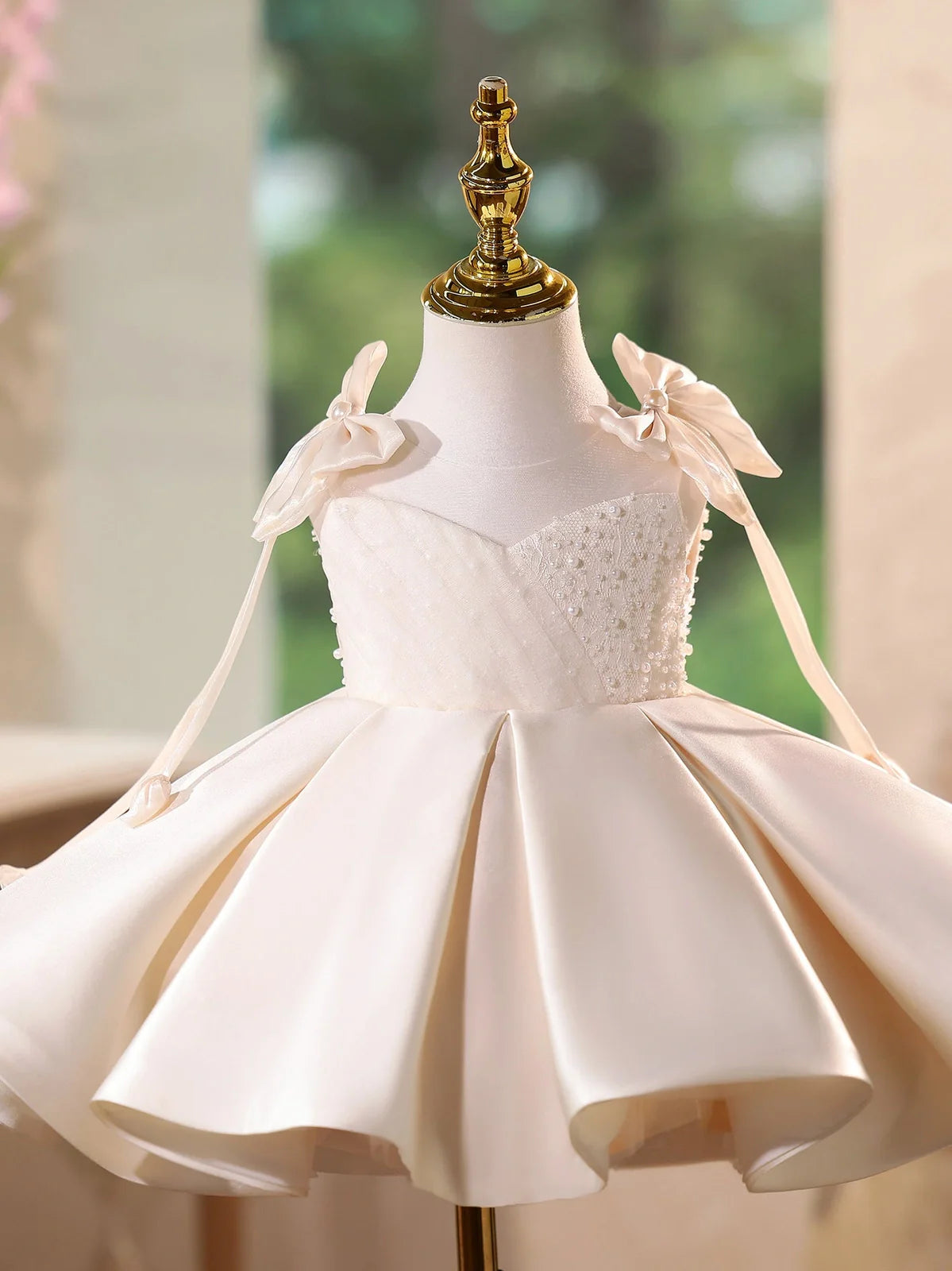 Girls' champagne polyester piano dress with pettiskirt in princess style showing height sizing options