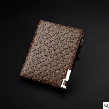 Men's short business wallet in PU leather with embossed plaid pattern, 12 x 9.5cm, black or coffee