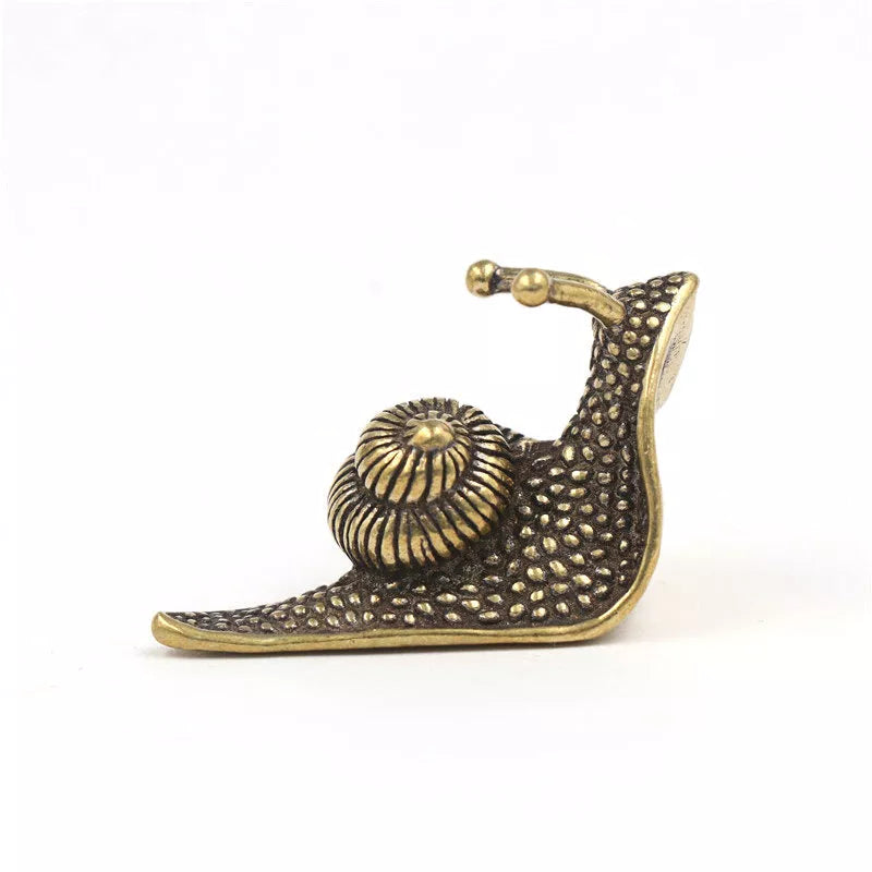 Brass tea pet snail decoration pure copper paperweight with pastoral design
