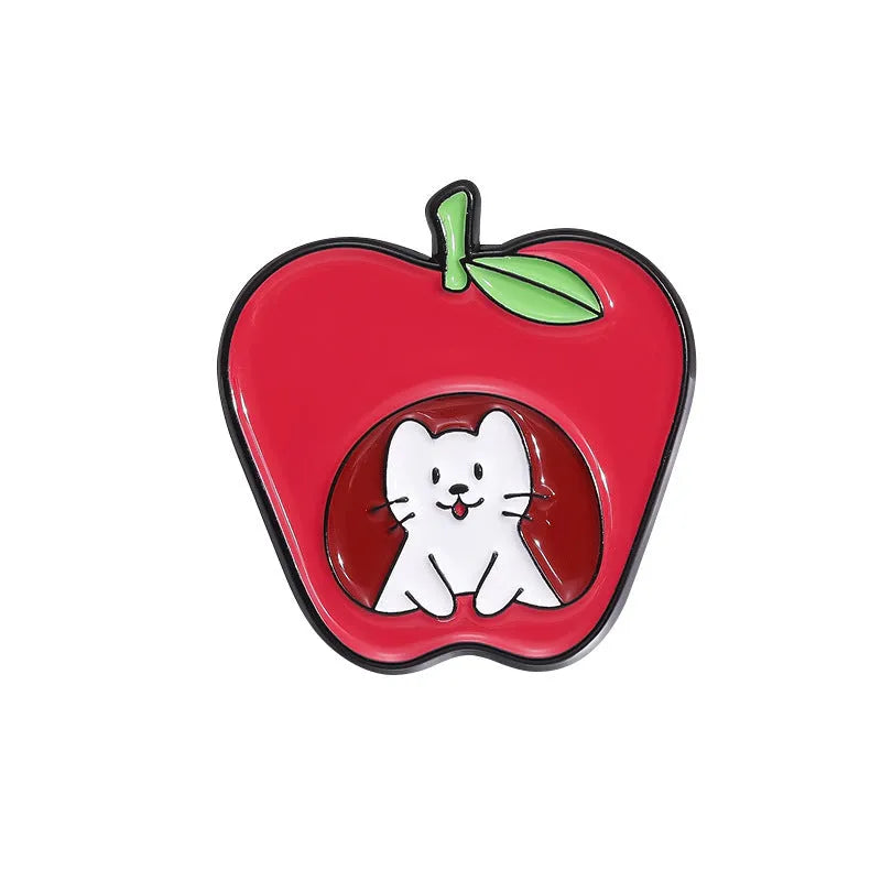 Zinc alloy cartoon fruit brooch in various colours, approximately 2-3 cm, for decorative use on jackets and bags