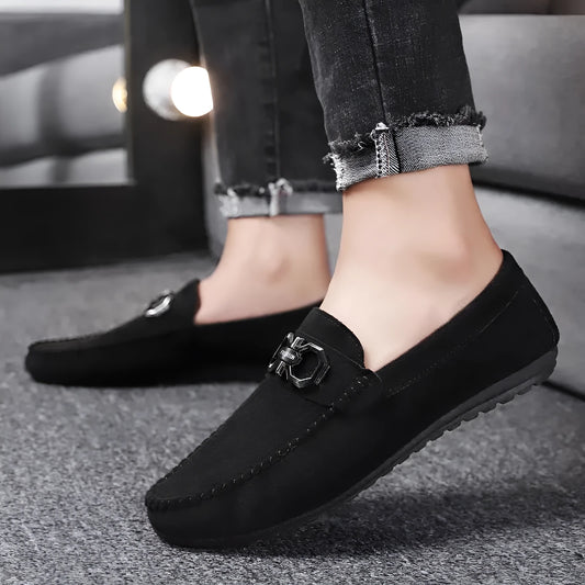 Men's black and grey suede casual shoes with cowhide leather details and rubber soles