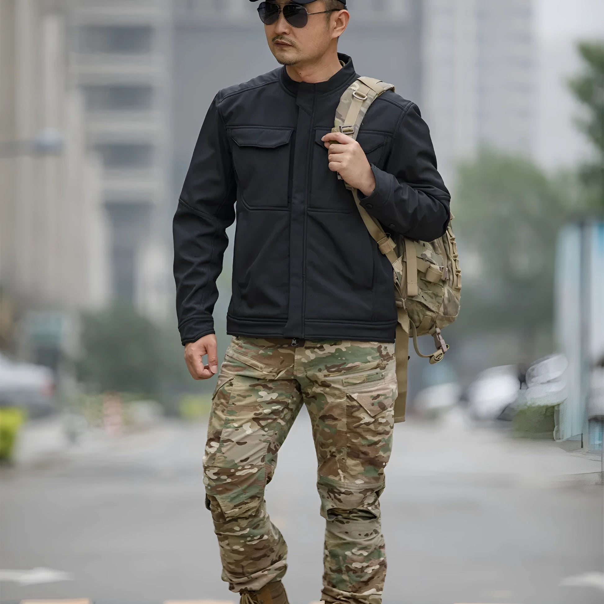 Black camouflage soft shell mountaineering jacket with cardigan style for outdoor sports