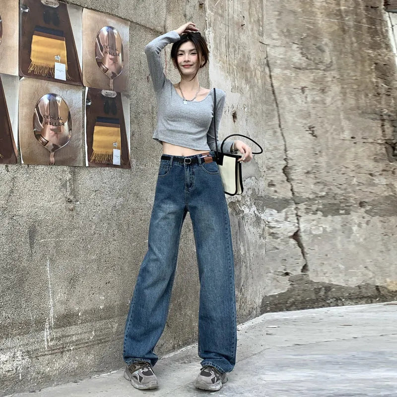 Women's high-waist retro straight jeans in retro blue colour, showing front and back views with 100% cotton denim detail