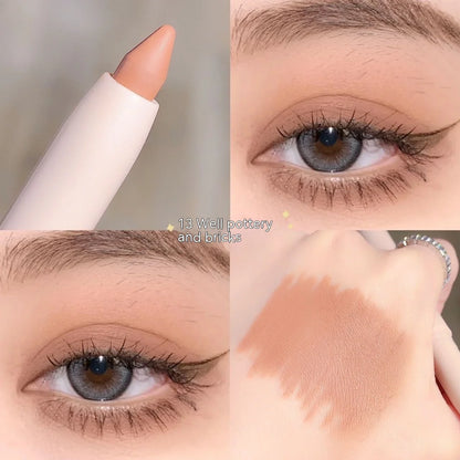 Radiant Eyeliner Pen in various colors for defined, brightened eyes